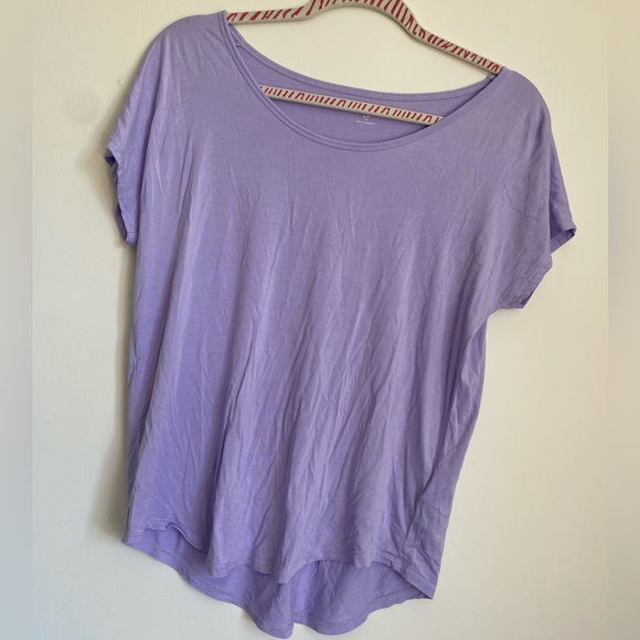 Lands’ End Women’s Short Sleeve Light Purple Top - Picture 4 of 4